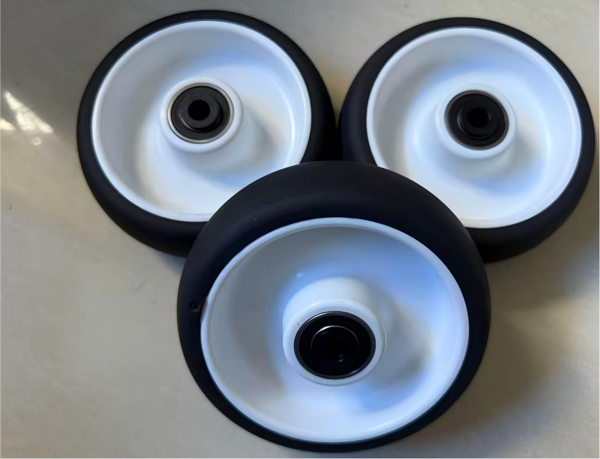 20260831_1788152560521206.jpg Stryker 6 Molded Wheel Assembly 5000-002-010.jpg