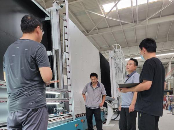 Jumbo size Insulating Glass Production Line make glass processing more intelligent