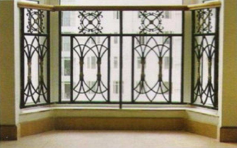 What's upvc window machine？